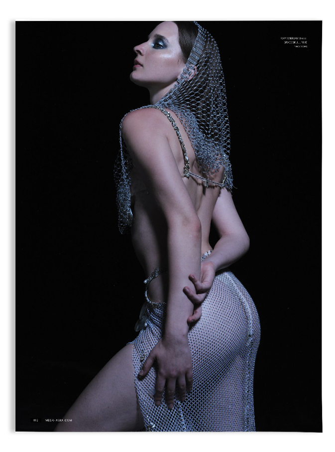 MEGA - Volume IV  - Ho Ngoc Ha & Pia Wurtzbach